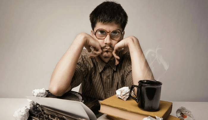 копирайтер, книга, кружка
